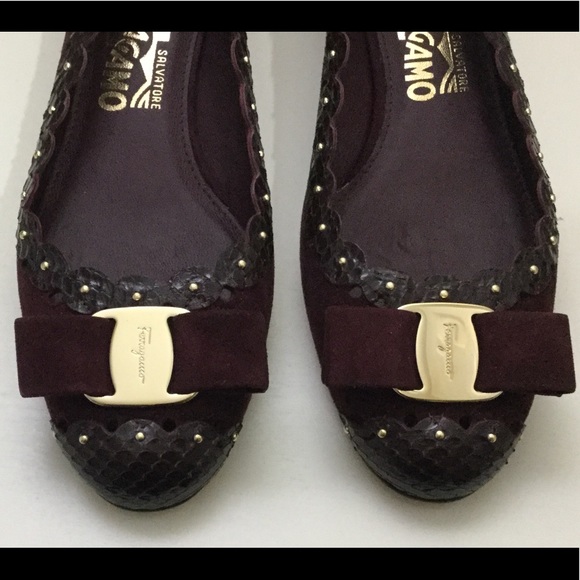 ❌❌❌SOLD❌❌❌Salvatore Ferragamo burgundy python vara - Picture 4 of 5